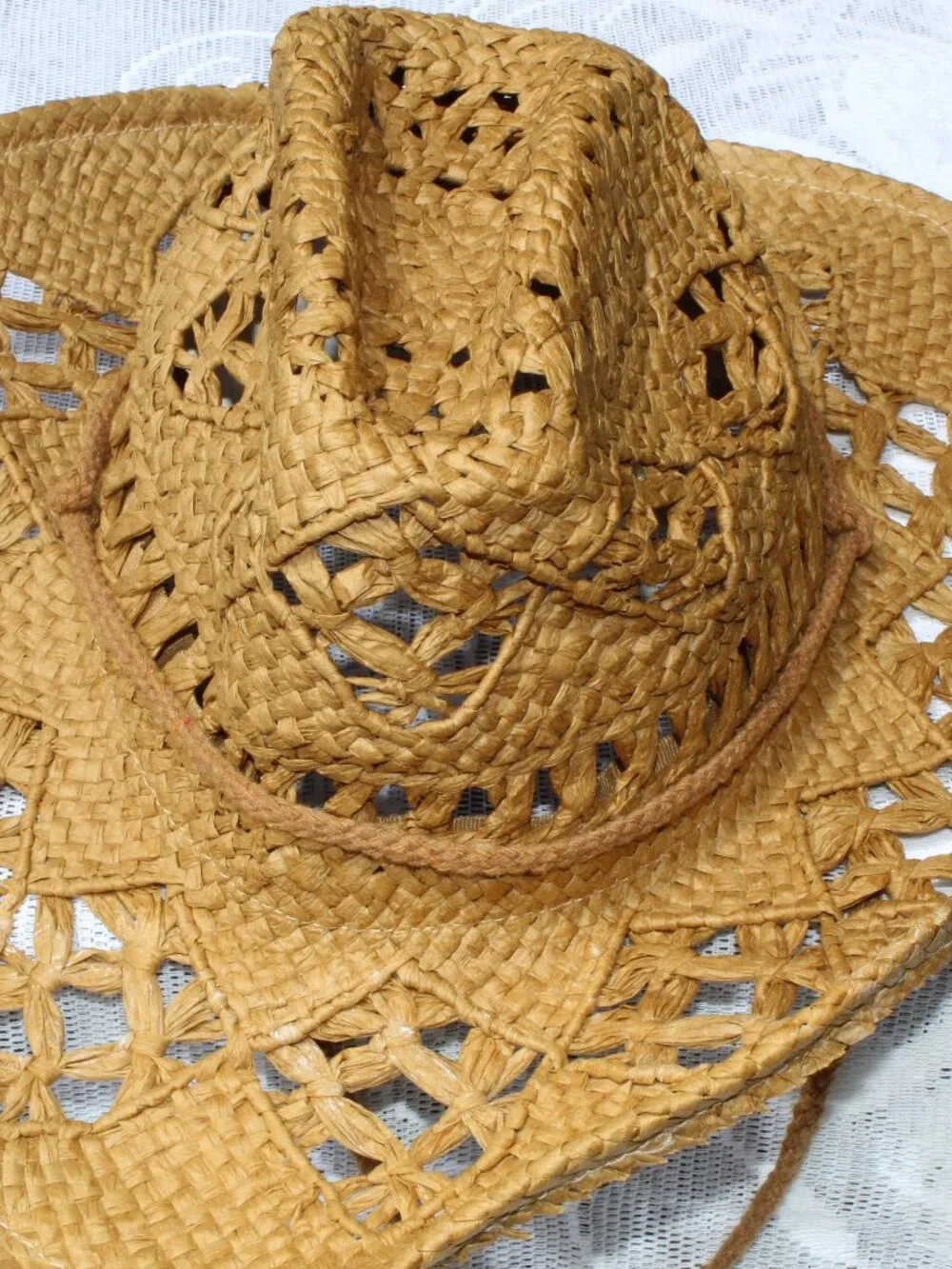 Lucky Brand Straw Hat With Tightening String Inside One Size